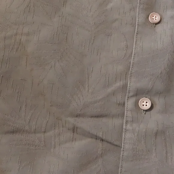 Men's Hawaiian Shirt - Picture 6 of 7